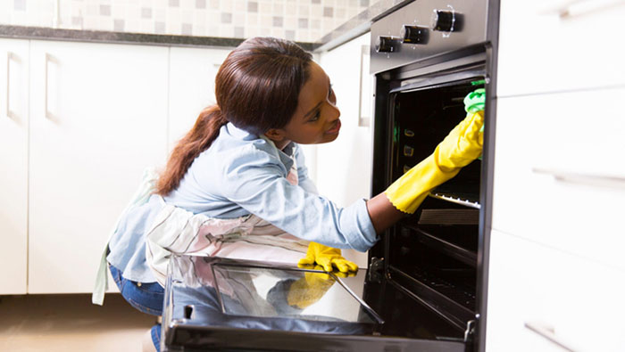 Como limpar o forno
